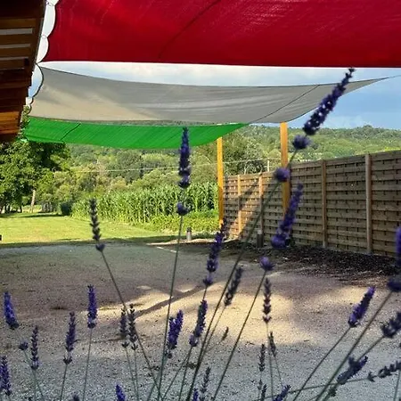 Lägenhet Csomopont Csaladi Vendeghaz