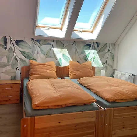 公寓 Csomopont Csaladi Vendeghaz Somogytur