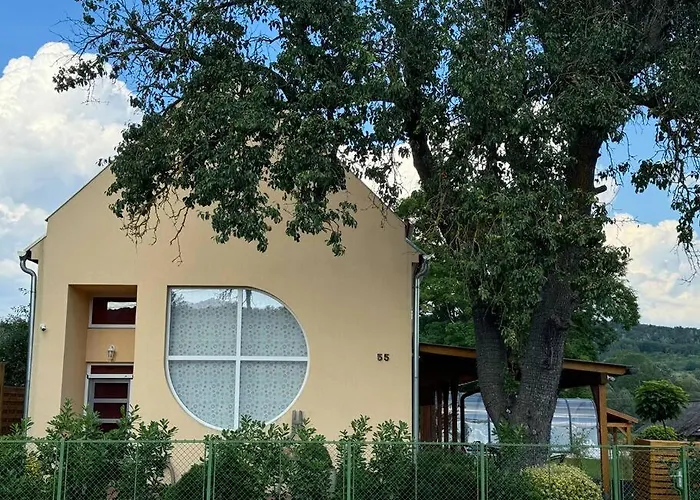 Csomopont Csaladi Vendeghaz Διαμέρισμα *