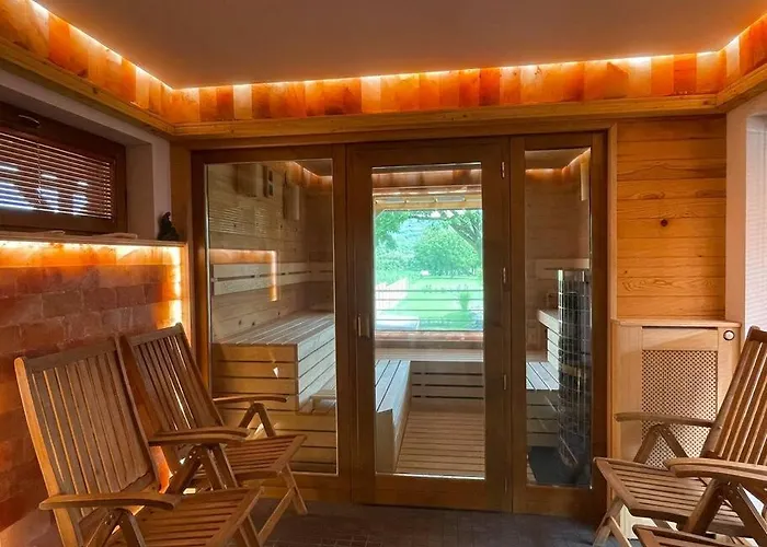 Csomopont Csaladi Vendeghaz *